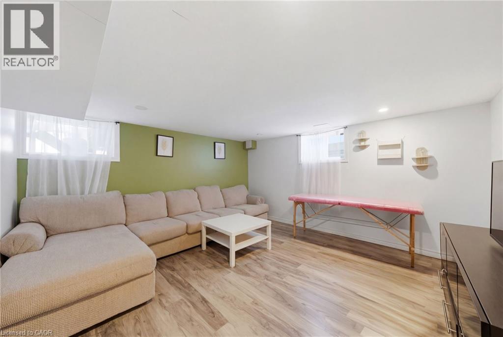 250 Grantham Avenue, St. Catharines, Ontario  L2M 4Z5 - Photo 24 - 40818156