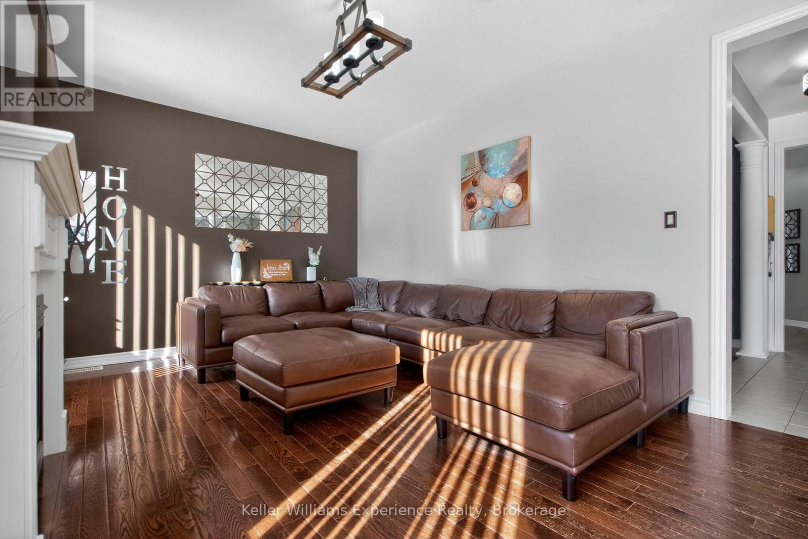 2090 Webster Boulevard, Innisfil, Ontario  L9S 0J2 - Photo 12 - N12970792