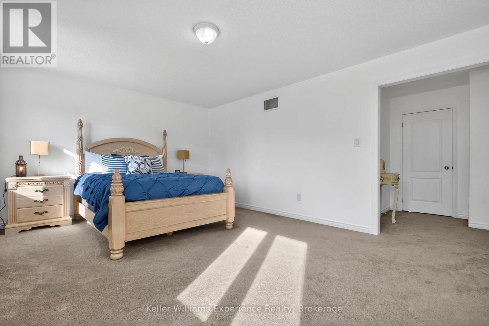 2090 Webster Boulevard, Innisfil, Ontario  L9S 0J2 - Photo 23 - N12970792