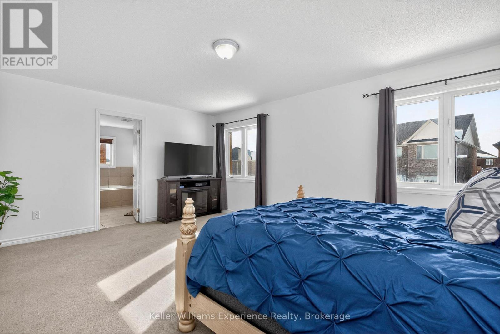 2090 Webster Boulevard, Innisfil, Ontario  L9S 0J2 - Photo 24 - N12970792