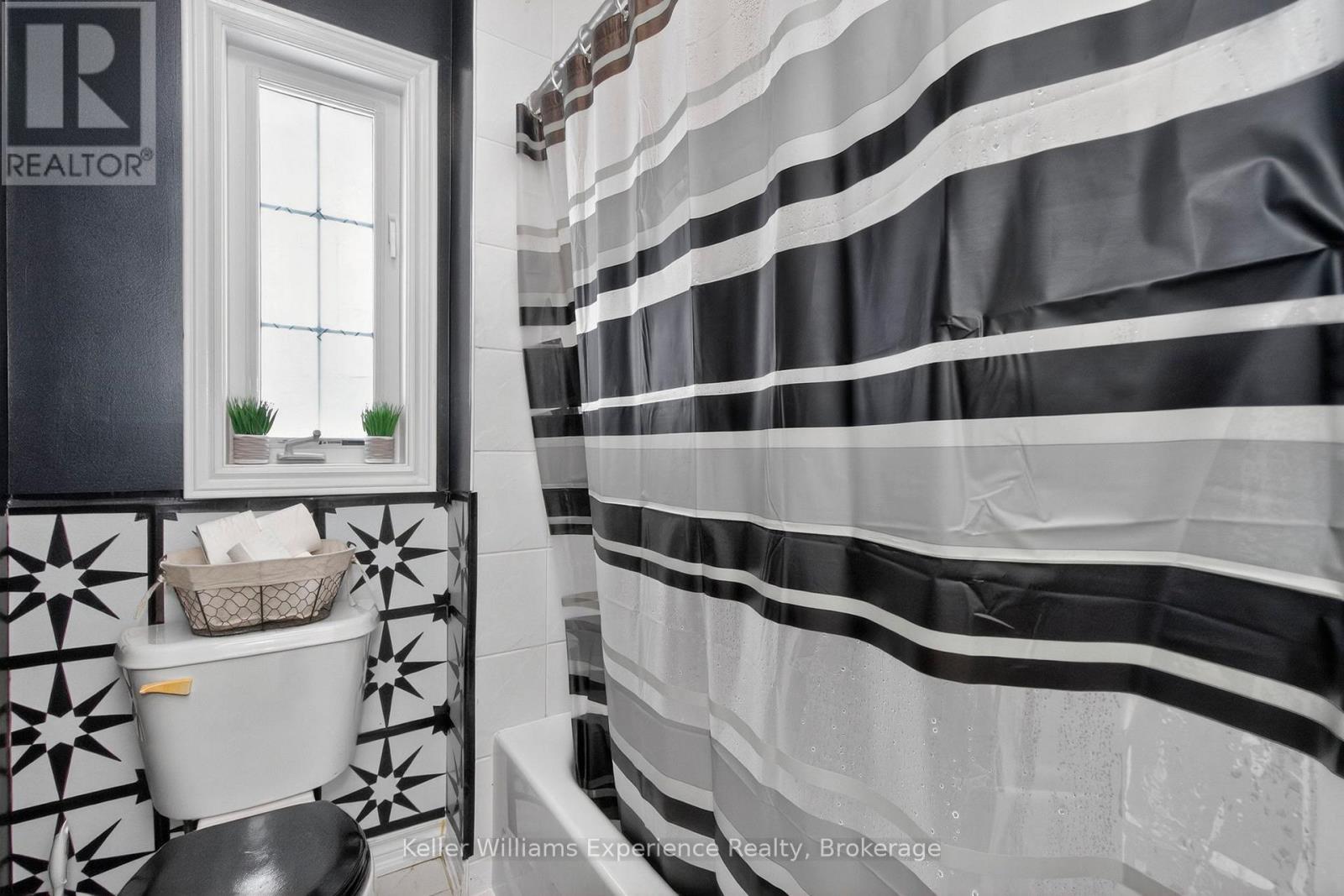 2090 Webster Boulevard, Innisfil, Ontario  L9S 0J2 - Photo 35 - N12970792