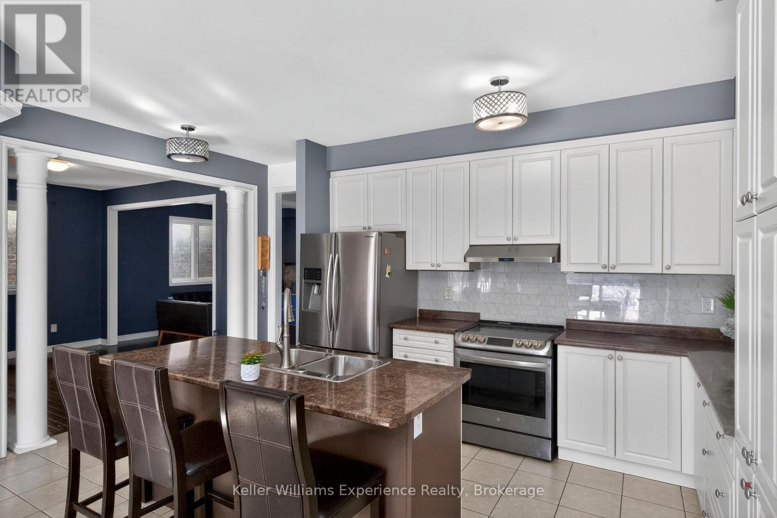 2090 Webster Boulevard, Innisfil, Ontario  L9S 0J2 - Photo 8 - N12970792