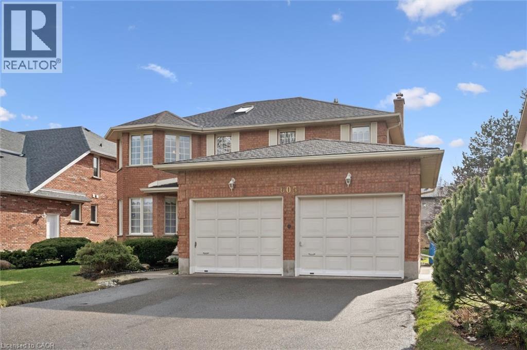 605 Stonebury Crescent, Waterloo, Ontario  N2K 3R2 - Photo 2 - 40818338