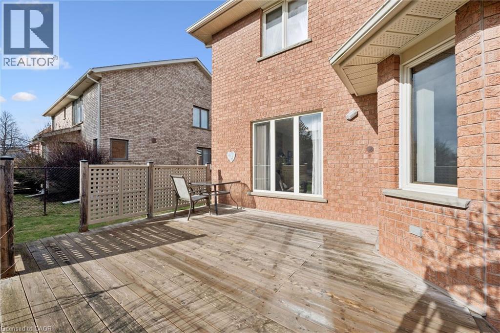 605 Stonebury Crescent, Waterloo, Ontario  N2K 3R2 - Photo 35 - 40818338