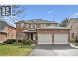 605 STONEBURY Crescent, Waterloo, Ontario