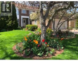 1225 OLD POST Drive, Oakville, Ontario