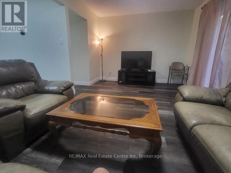 137 Dovercliffe Road, Guelph, Ontario  N1G 3A5 - Photo 11 - X12970938