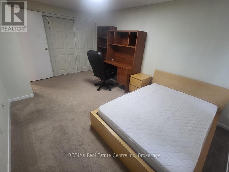 137 Dovercliffe Road, Guelph, Ontario  N1G 3A5 - Photo 14 - X12970938