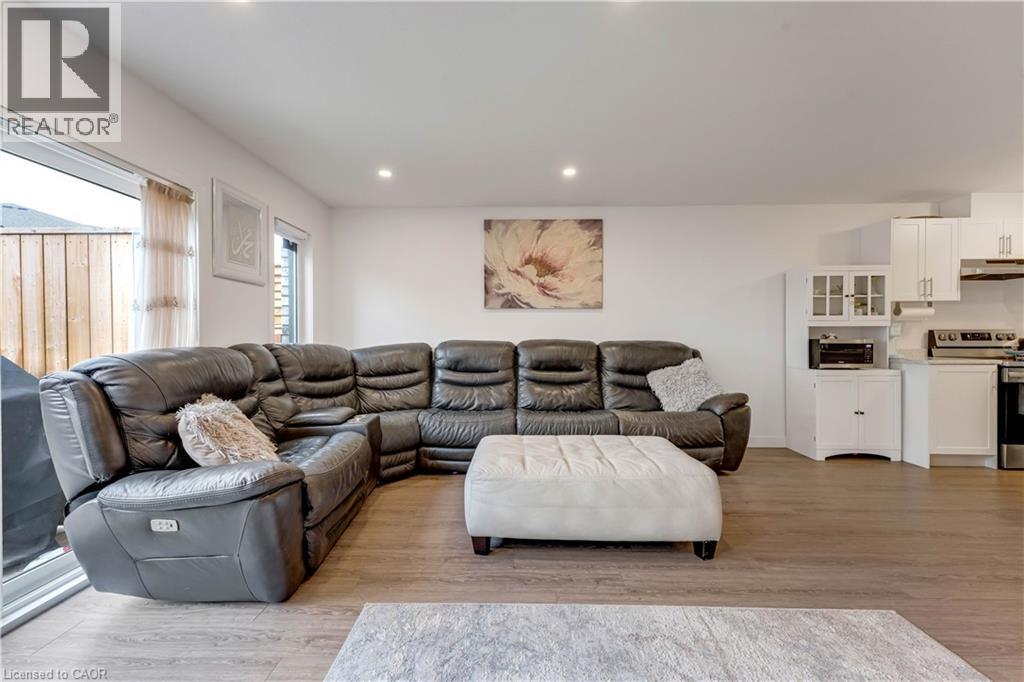 91 Pony Way, Kitchener, Ontario  N2R 0R8 - Photo 11 - 40817084