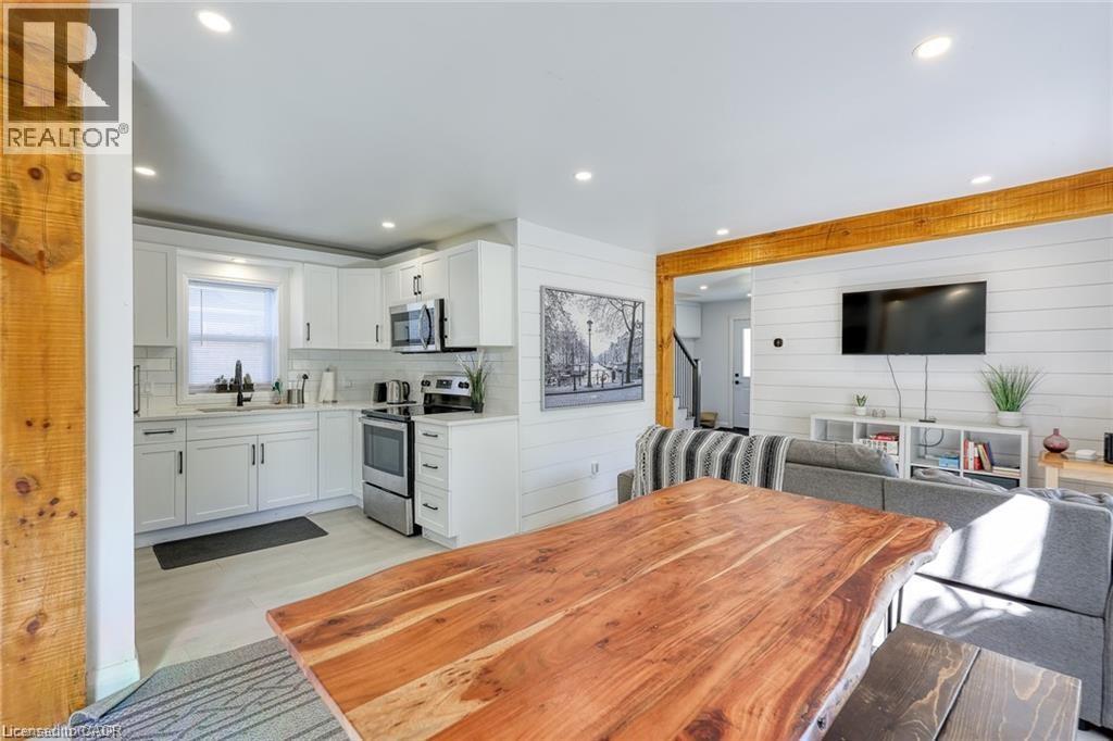 51 Victoria Street, Port Burwell, Ontario  N0J 1T0 - Photo 4 - 40818584