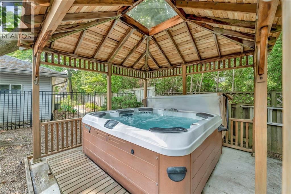 5 Orchard Crescent, Guelph, Ontario  N1E 1W9 - Photo 41 - 40817992