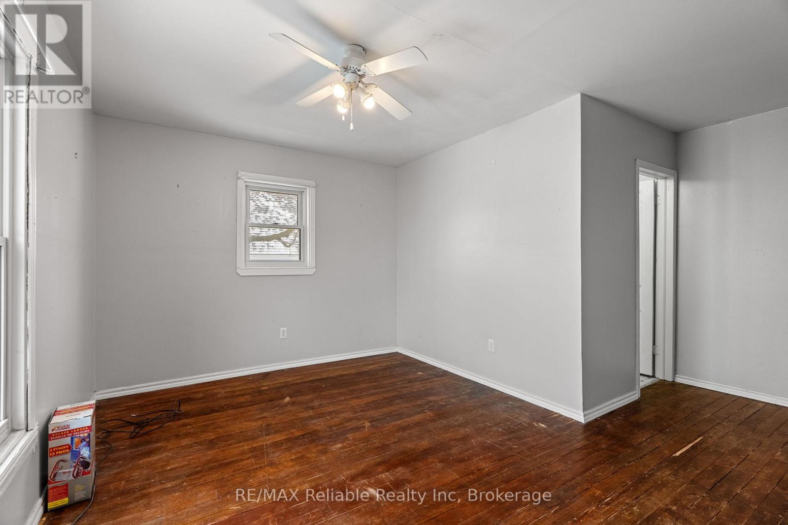 25 Jarvis Street N, Huron East, Ontario  N0K 1W0 - Photo 37 - X12972000