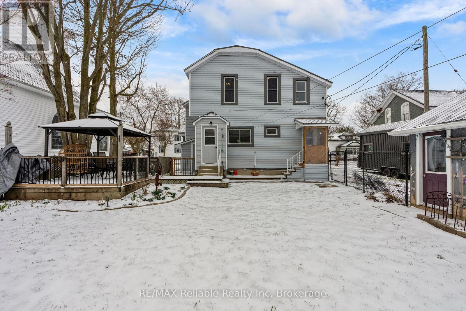 25 Jarvis Street N, Huron East, Ontario  N0K 1W0 - Photo 42 - X12972000