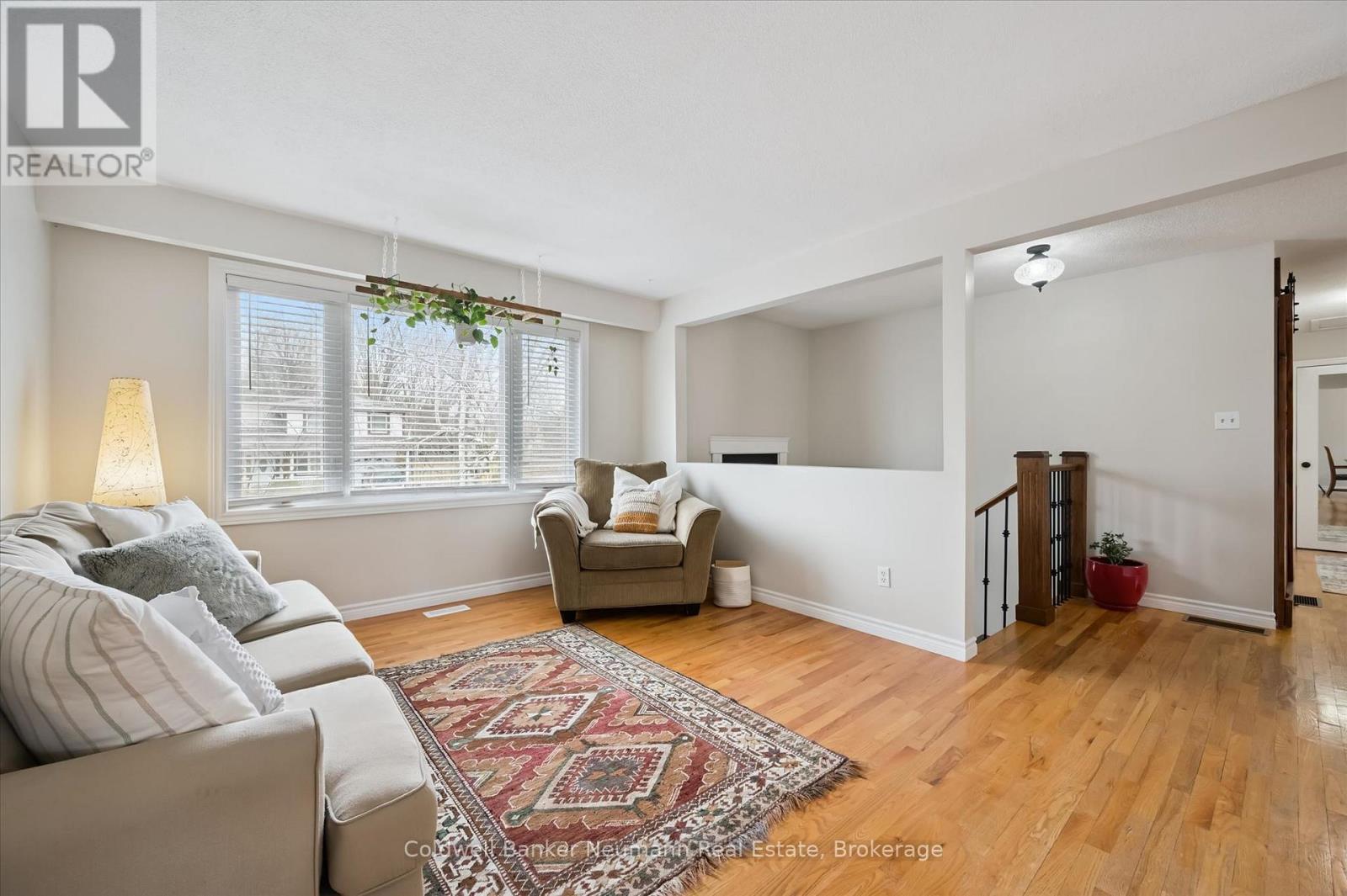 18 Gateway Drive, Guelph, Ontario  N1H 6W8 - Photo 8 - X12972162