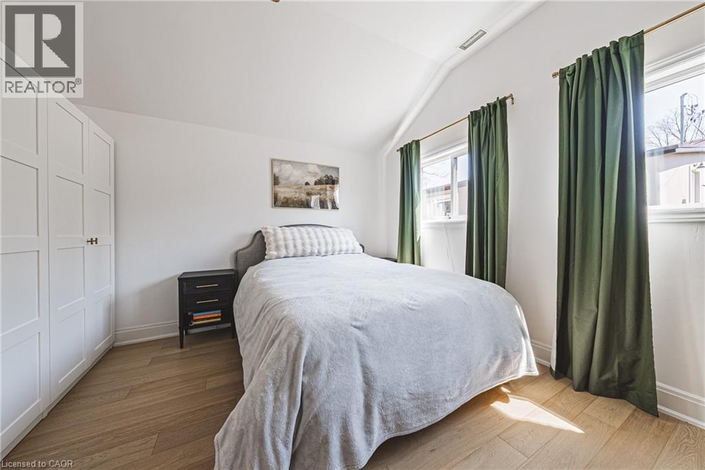 121 Paisley Boulevard E, Mississauga, Ontario  L5A 1P6 - Photo 11 - 40818811