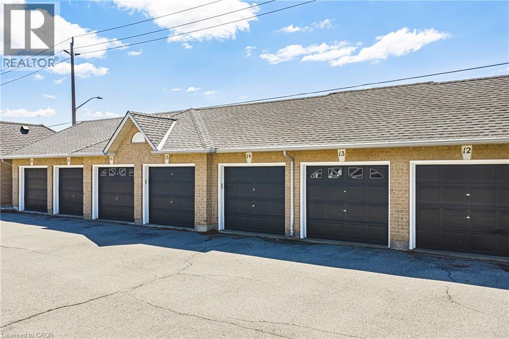 2 Harbour Drive Unit# 14, Hamilton, Ontario  L8E 6B1 - Photo 3 - 40818808