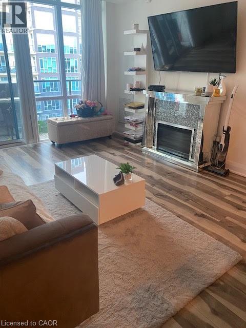 16 Concord Place Unit# 501, Grimsby, Ontario  L3M 4E8 - Photo 3 - 40818783