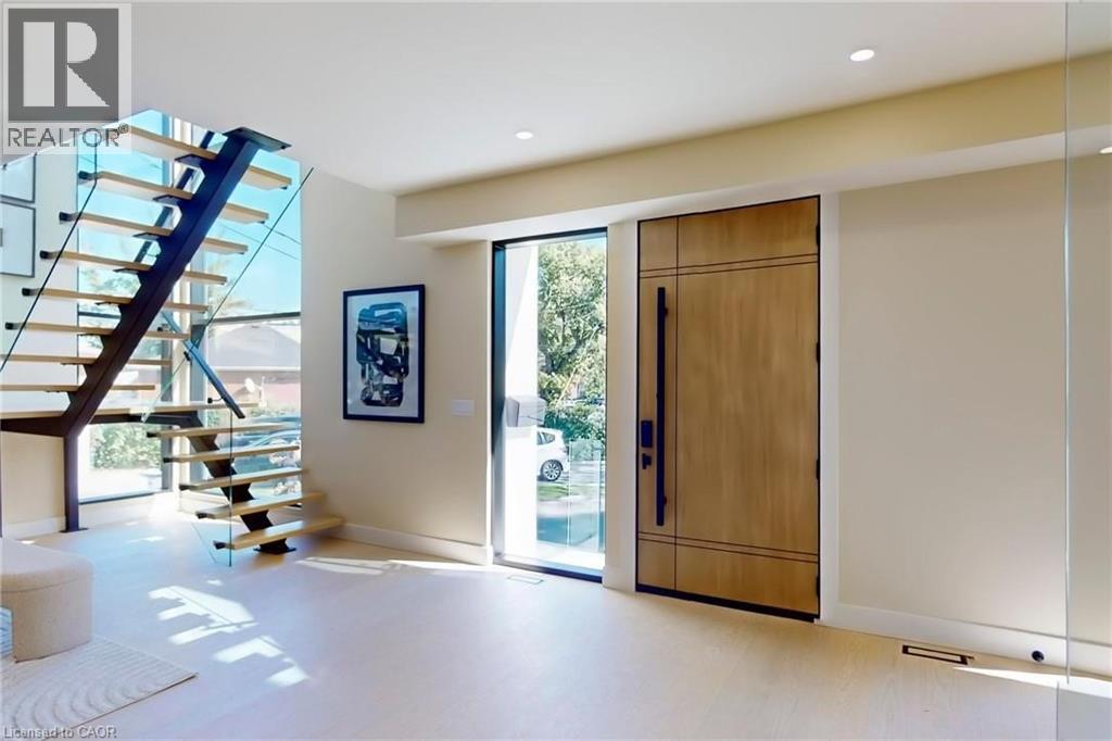 28 Dunsmore Garden, Toronto, Ontario  M3H 3M2 - Photo 17 - 40818854