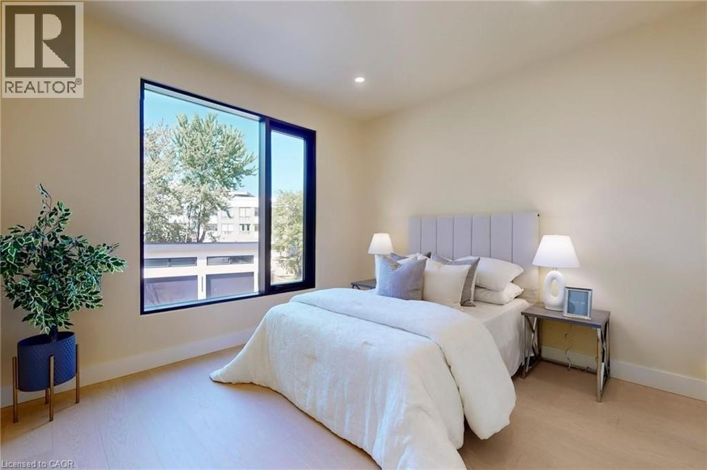 28 Dunsmore Garden, Toronto, Ontario  M3H 3M2 - Photo 32 - 40818854