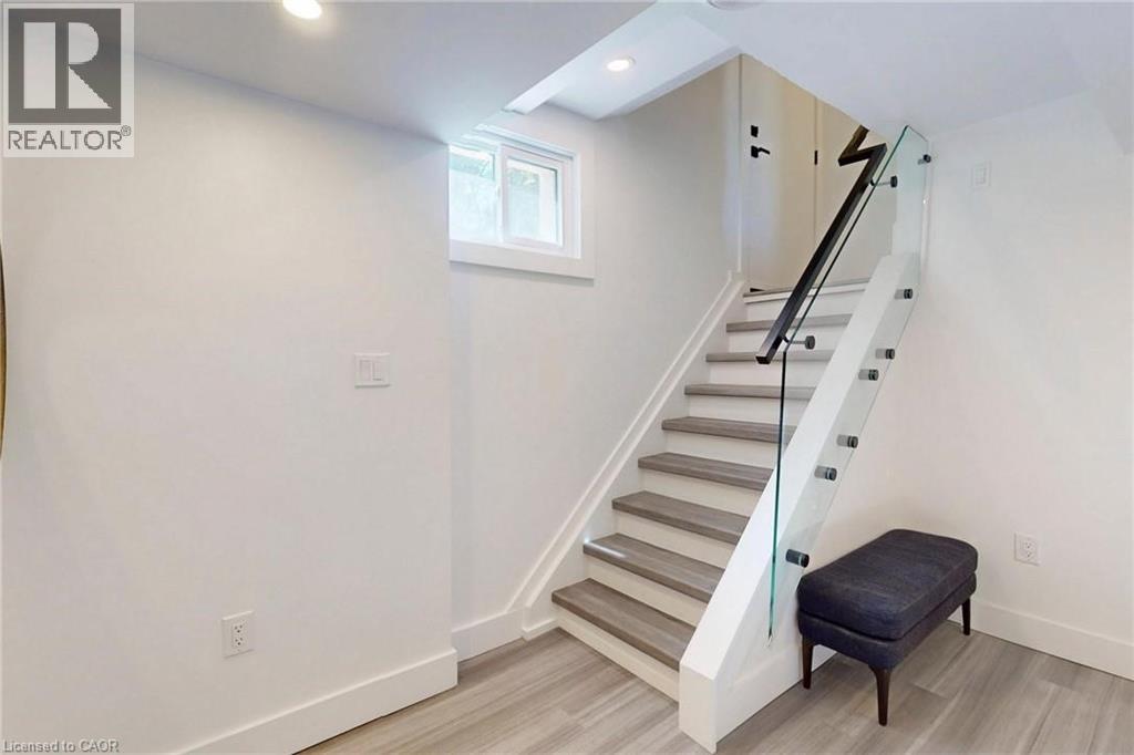 28 Dunsmore Garden, Toronto, Ontario  M3H 3M2 - Photo 38 - 40818854