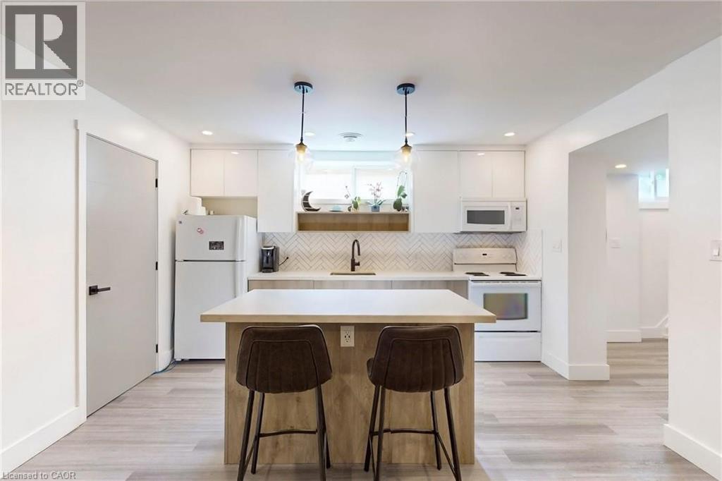 28 Dunsmore Garden, Toronto, Ontario  M3H 3M2 - Photo 40 - 40818854