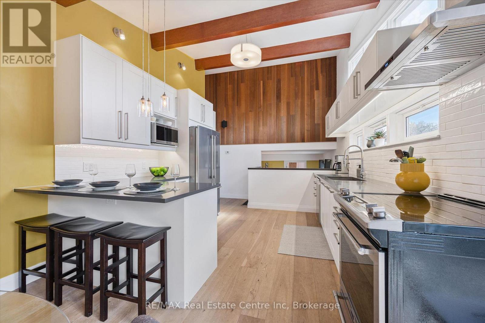 67 Sunnylea Crescent, Guelph, Ontario  N1E 1W3 - Photo 10 - X12973046