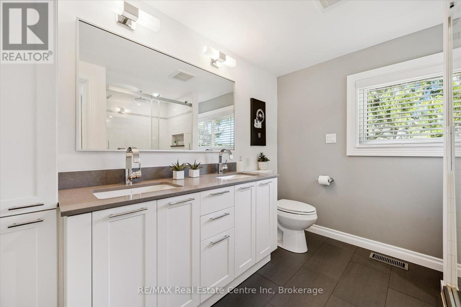 67 Sunnylea Crescent, Guelph, Ontario  N1E 1W3 - Photo 18 - X12973046