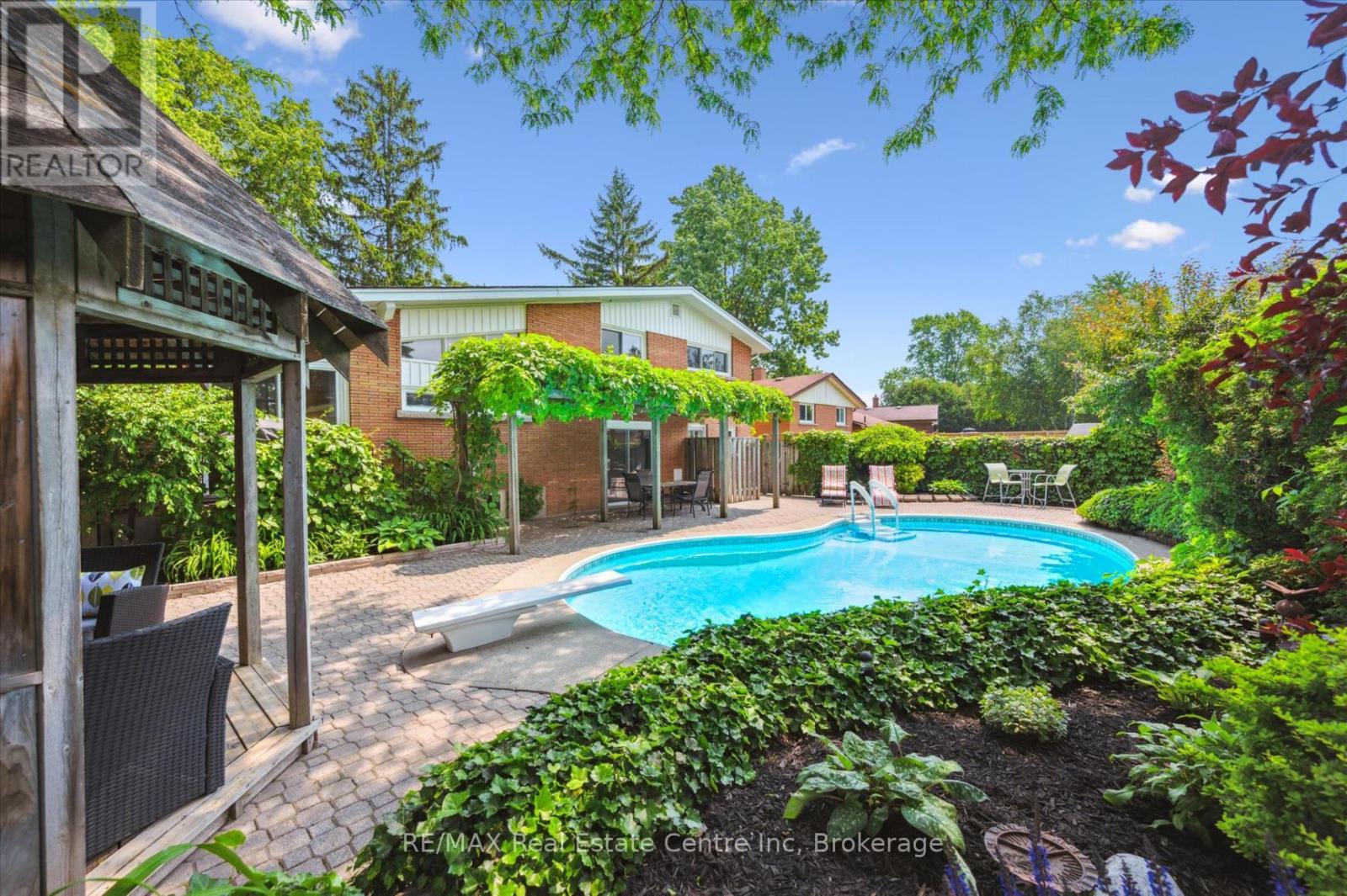 67 Sunnylea Crescent, Guelph, Ontario  N1E 1W3 - Photo 25 - X12973046