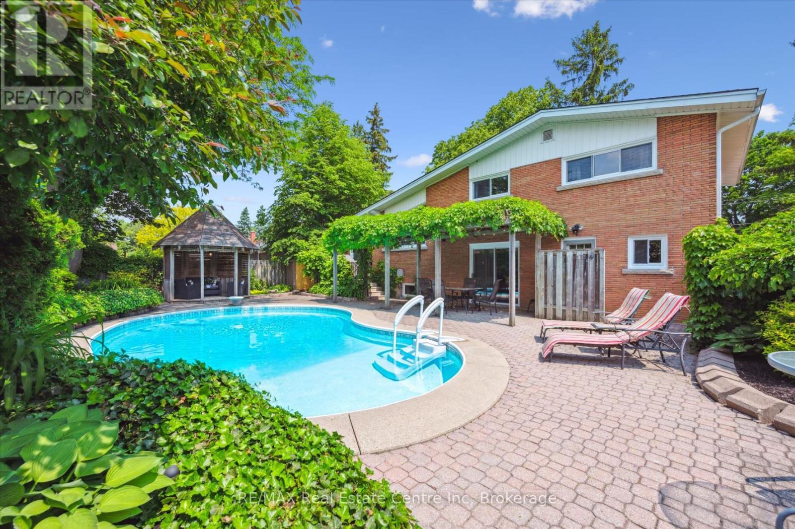 67 Sunnylea Crescent, Guelph, Ontario  N1E 1W3 - Photo 3 - X12973046