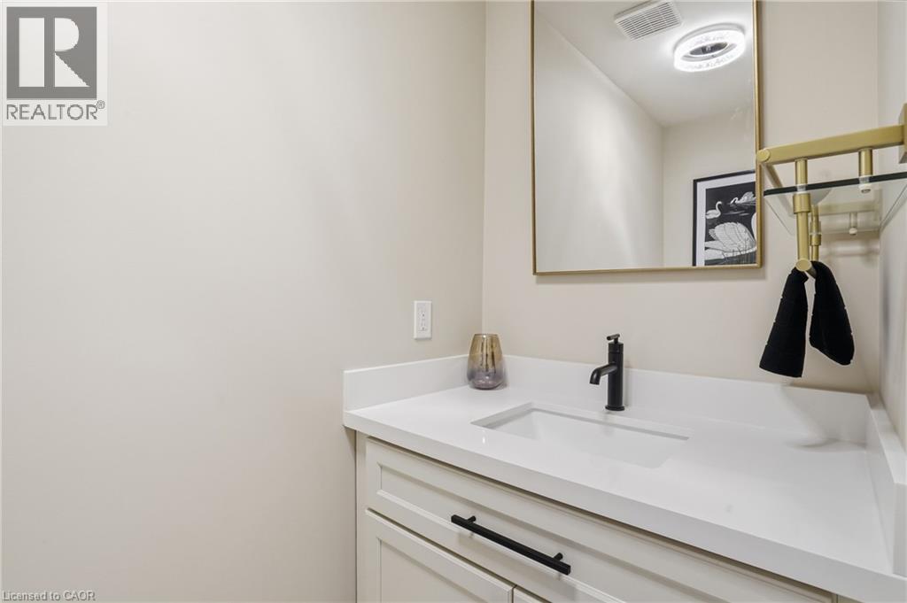 56 Mccaffery Crescent, St. Catharines, Ontario  L2S 3Z5 - Photo 8 - 40818580