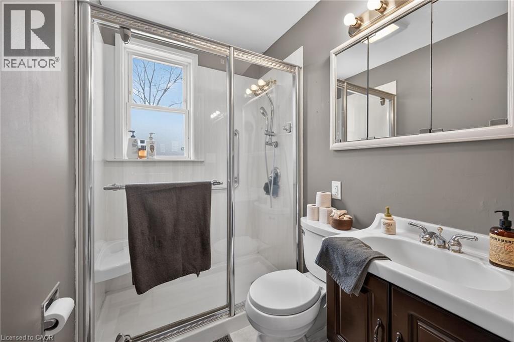 22 Marion Place, Stoney Creek, Ontario  L8G 1R7 - Photo 15 - 40816595