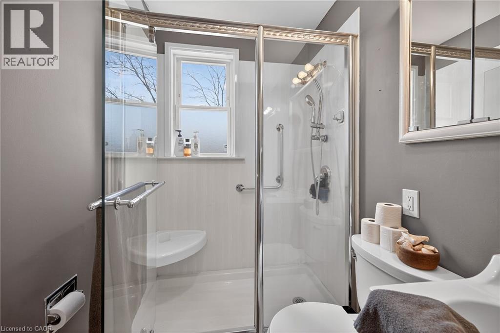 22 Marion Place, Stoney Creek, Ontario  L8G 1R7 - Photo 16 - 40816595