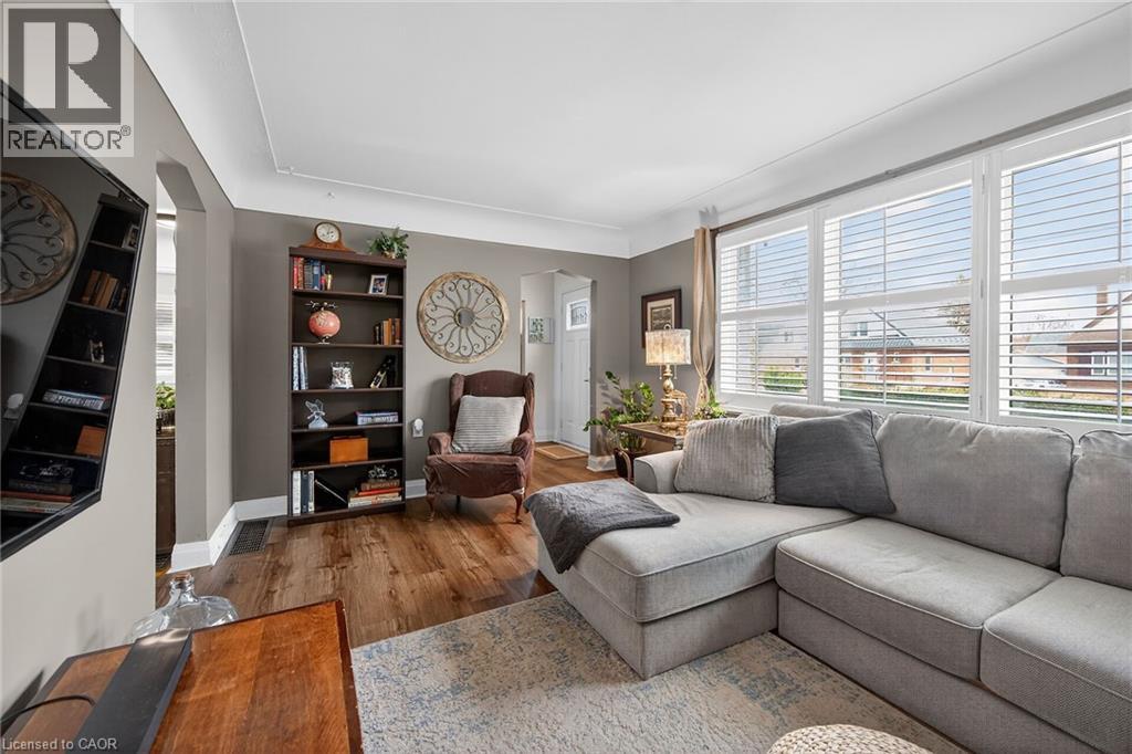 22 Marion Place, Stoney Creek, Ontario  L8G 1R7 - Photo 7 - 40816595