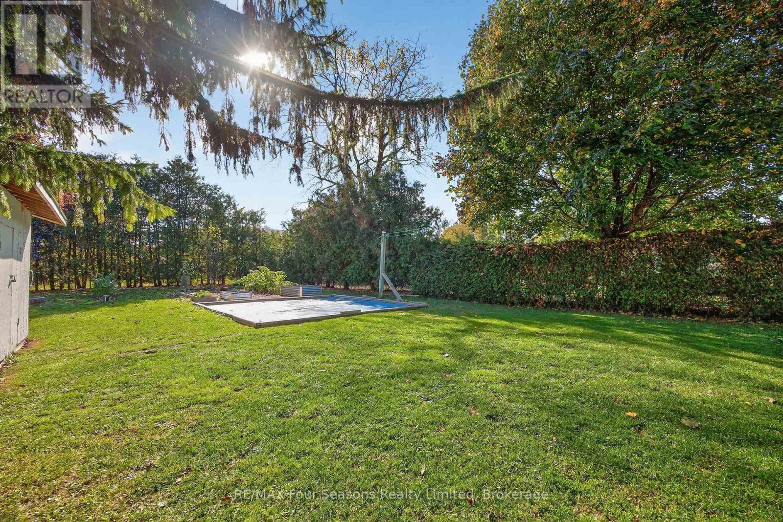 7 Batteaux Road, Clearview, Ontario  L0M 1P0 - Photo 34 - S12973390