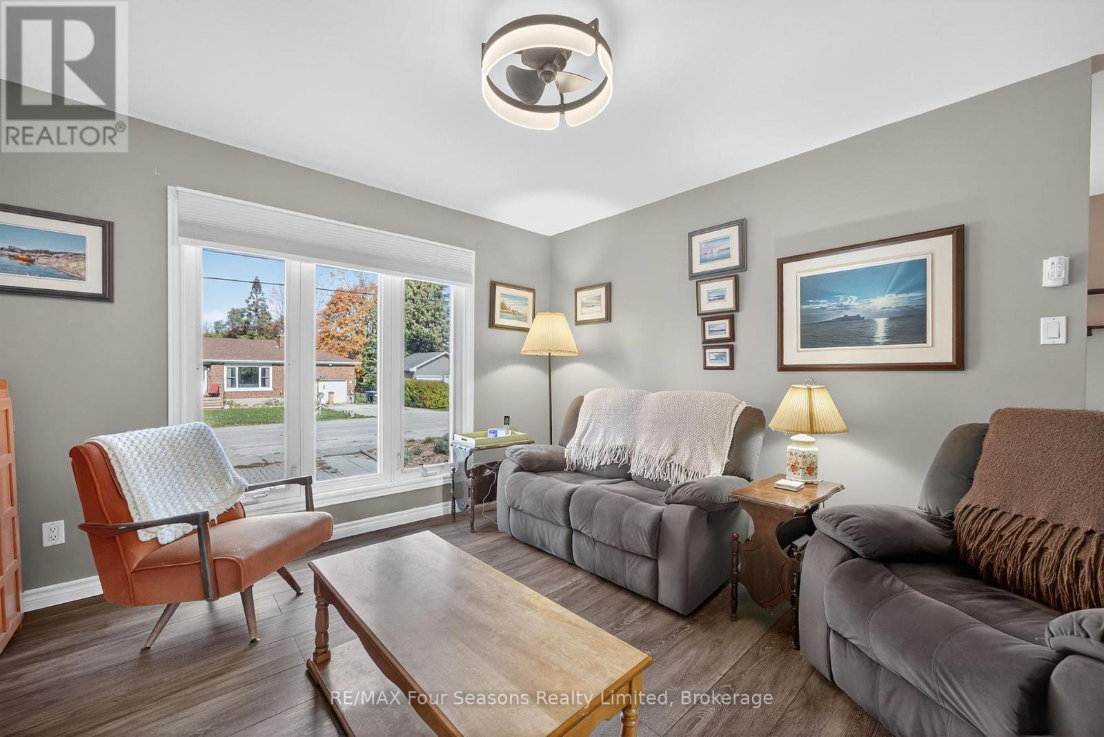 7 Batteaux Road, Clearview, Ontario  L0M 1P0 - Photo 8 - S12973390