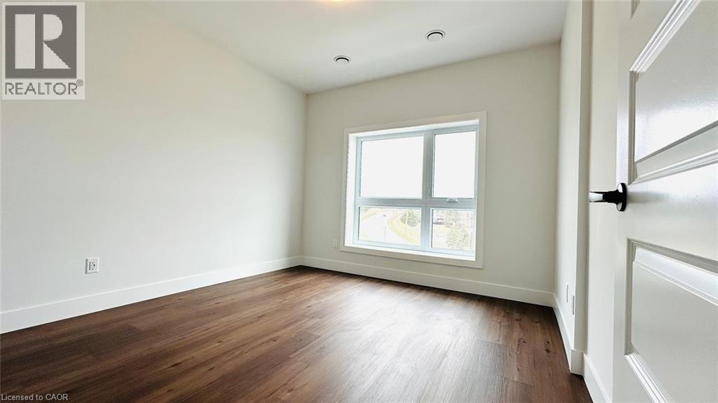 1000 Lackner Place Unit# 611, Kitchener, Ontario  N2A 0L4 - Photo 8 - 40817997