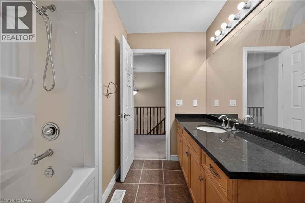 205 Tanglewood Drive, Binbrook, Ontario  L0R 1C0 - Photo 34 - 40818224