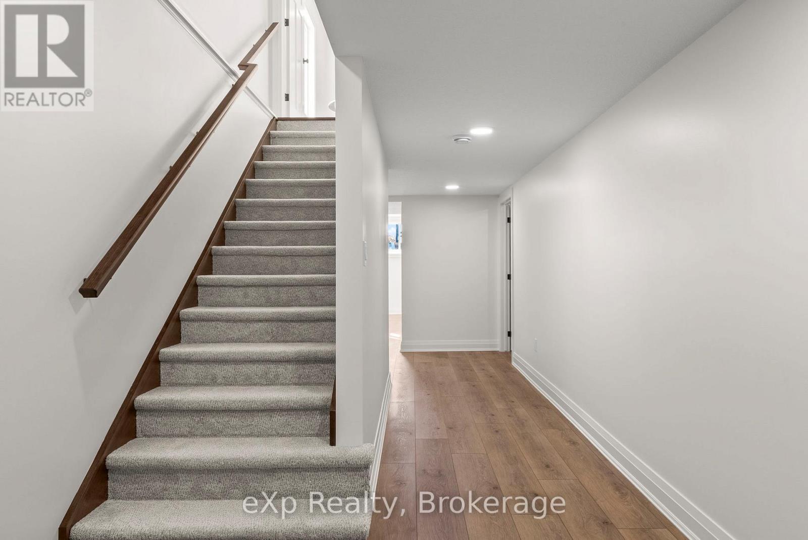 544 Newfoundland Street, Wellington North, Ontario  N0G 2L2 - Photo 29 - X12974158