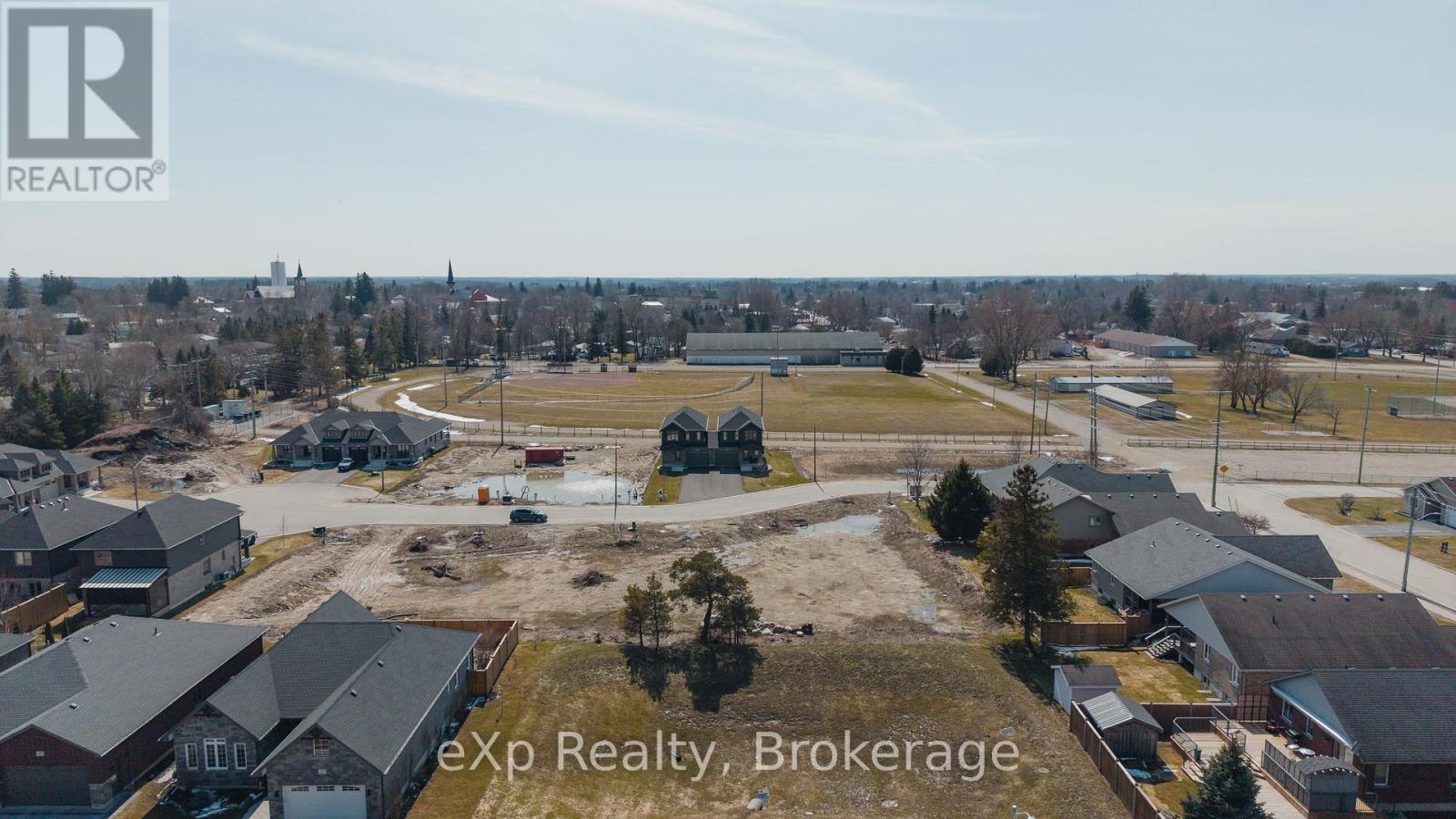 544 Newfoundland Street, Wellington North, Ontario  N0G 2L2 - Photo 37 - X12974158