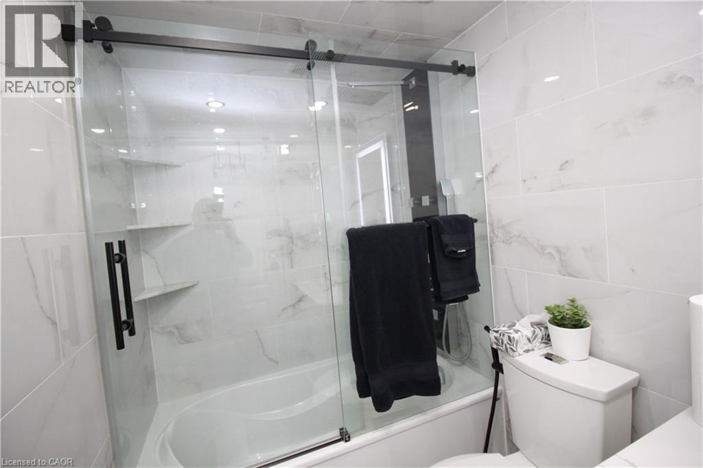 90 Ling Road Unit# 904, Scarborough, Ontario  M1E 4Y3 - Photo 14 - 40819019