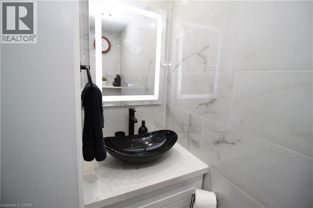 90 Ling Road Unit# 904, Scarborough, Ontario  M1E 4Y3 - Photo 21 - 40819019