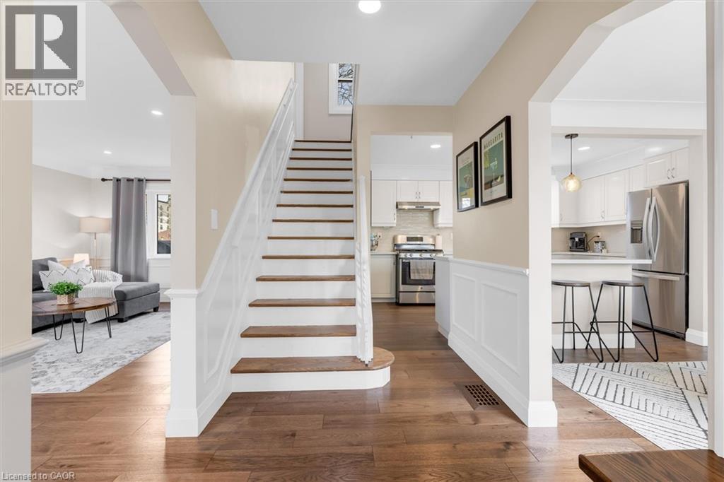 74 Glenview Drive, Stoney Creek, Ontario  L8G 2L6 - Photo 4 - 40819029