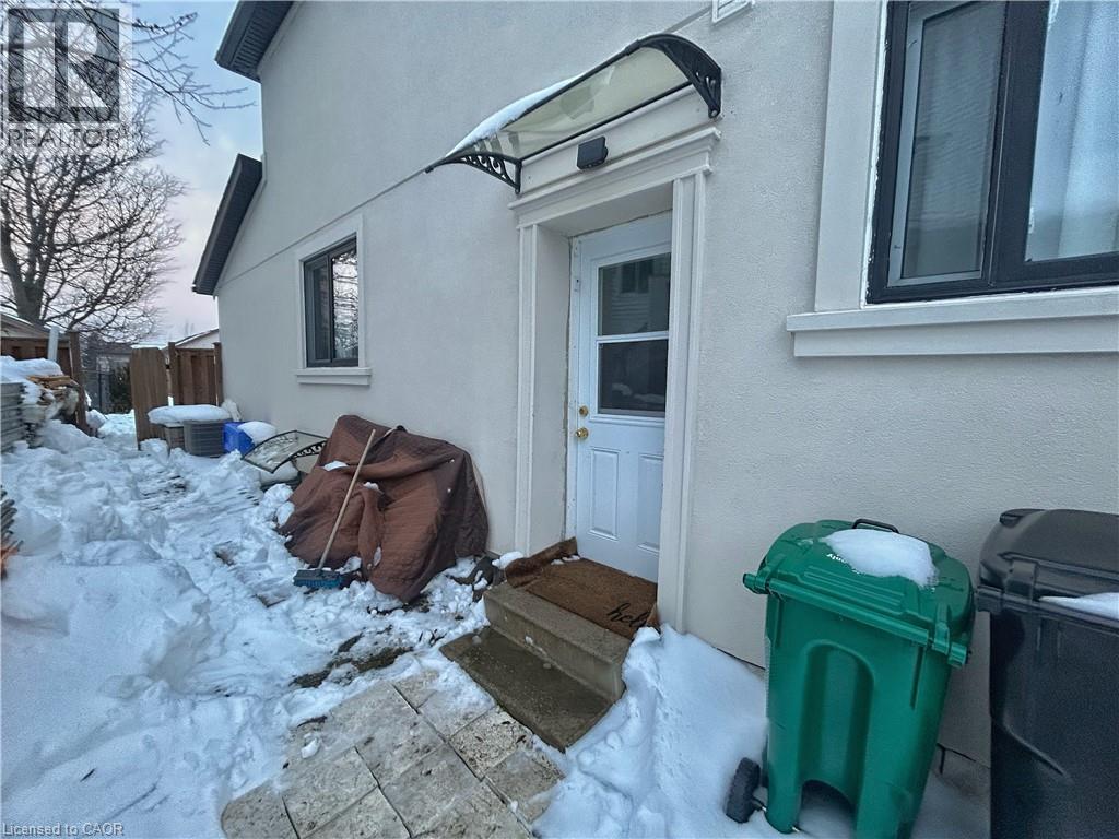 206a Springfield Crescent Unit# Lower, Waterloo, Ontario  N2T 2H9 - Photo 3 - 40818752