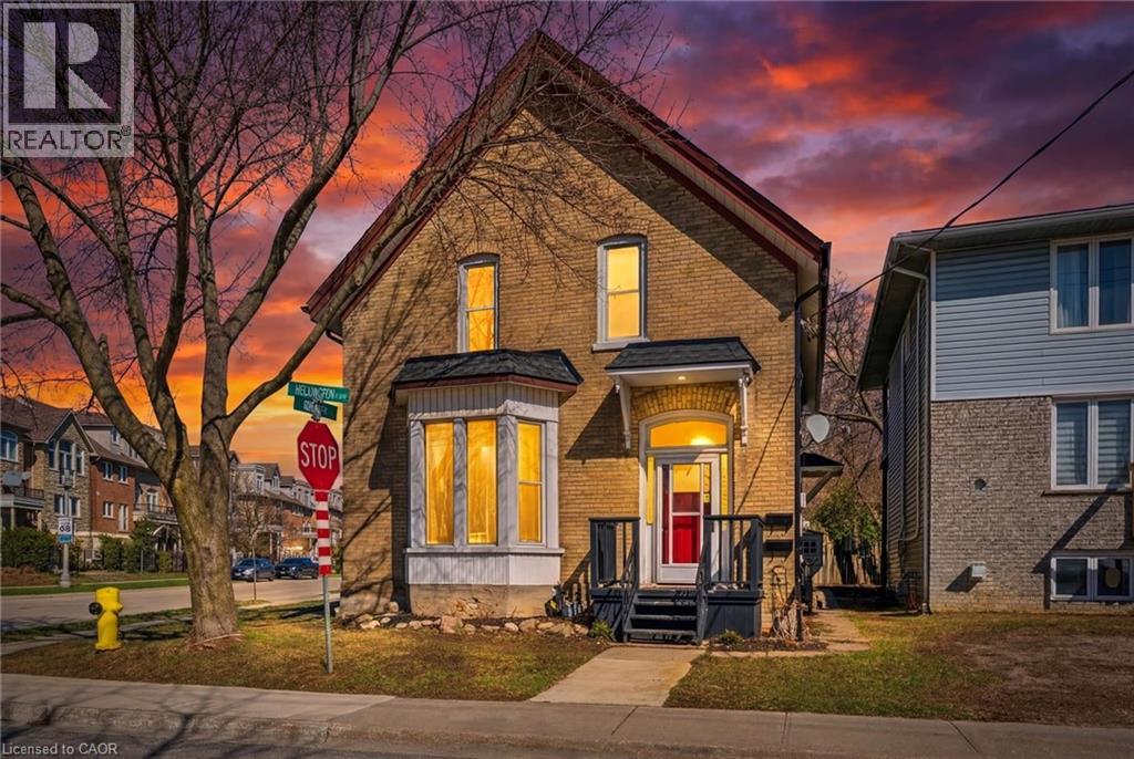 101 WELLINGTON SOUTH, Cambridge, Ontario