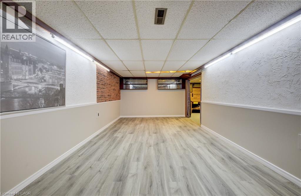 121 University Avenue E Unit# 22, Waterloo, Ontario  N2J 2W1 - Photo 21 - 40809199