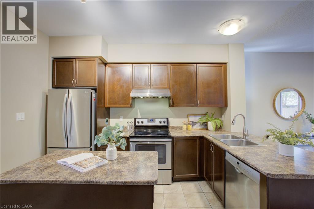 342 Mill Street, Kitchener, Ontario  N2M 0A4 - Photo 5 - 40818836