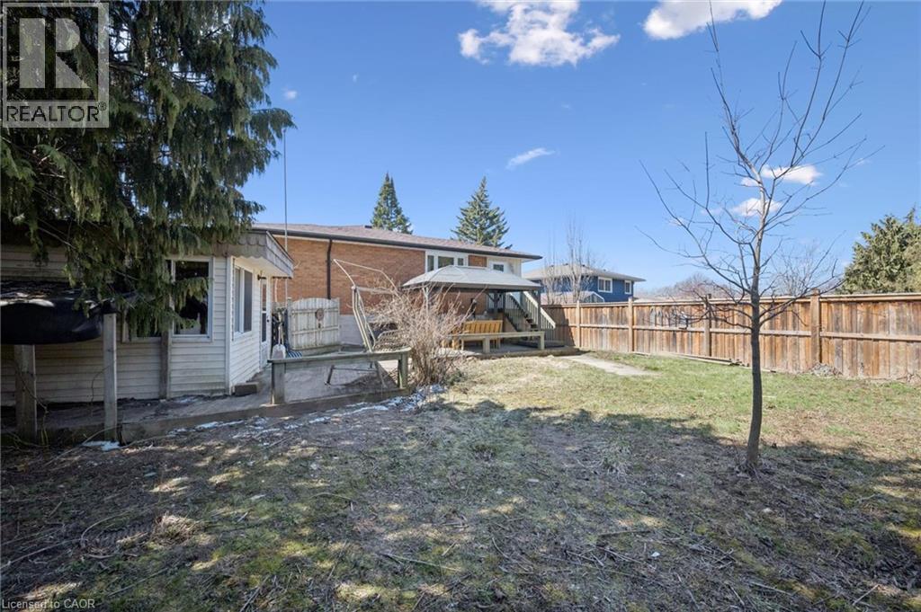 82 Indian Road, Kitchener, Ontario  N2B 2S5 - Photo 39 - 40817154