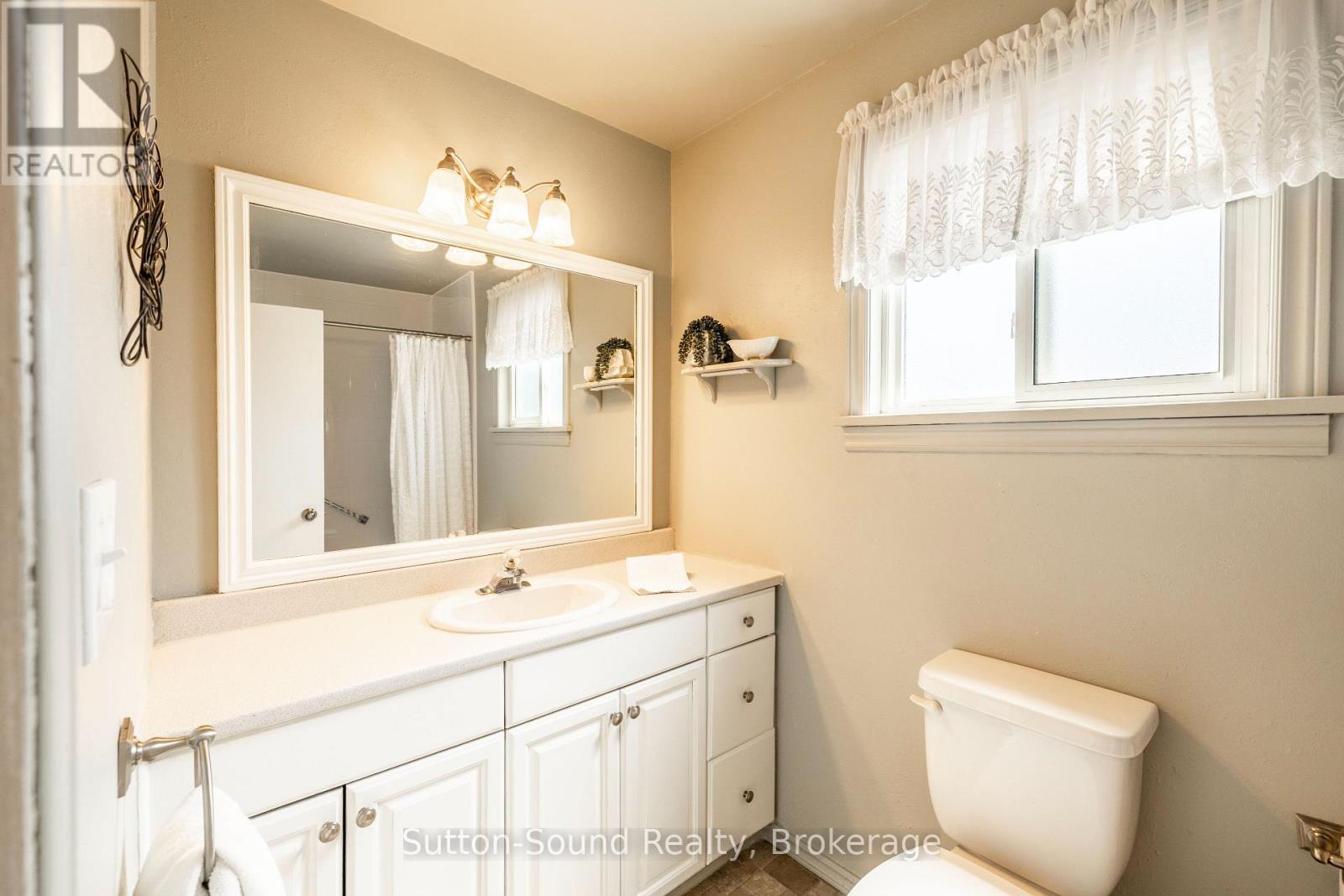 50 4th Avenue W, Owen Sound, Ontario  N4K 4V2 - Photo 18 - X12974912