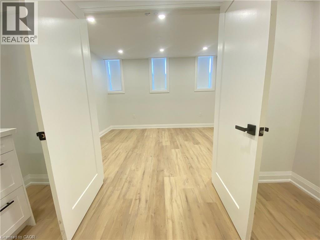 588 Barton Street E Unit# 10, Hamilton, Ontario  L8L 2Z5 - Photo 4 - 40818621