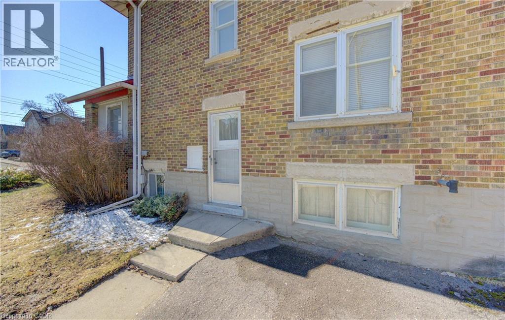 40 Union Street E, Waterloo, Ontario  N2J 1B7 - Photo 26 - 40810425
